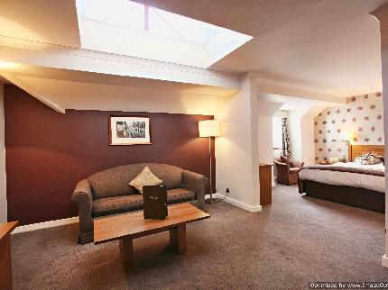 Crown Hotel