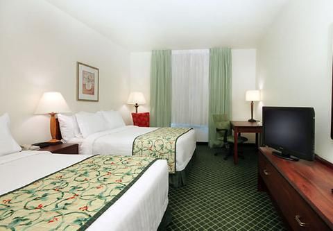 Fairfield Inn by Marriott Tracy