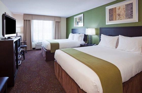 Holiday Inn Express Hotel and Suites Fort Dodge