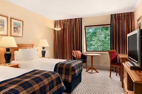 Hilton Cobham