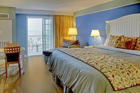 Watkins Glen Harbor Hotel