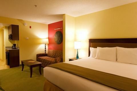 Holiday Inn Express Hotel & Suites Greenville-I-85 & Woodruff Road, an IHG Hotel