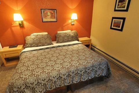 Pinecliff Village Resort