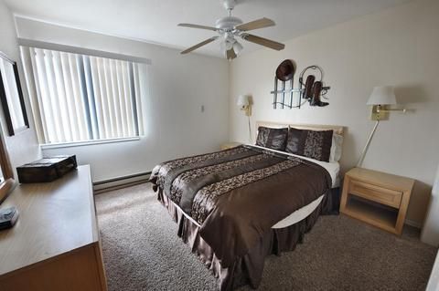 Pinecliff Village Resort