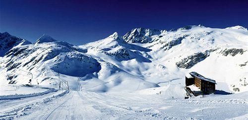 Outdoor Pictures 20