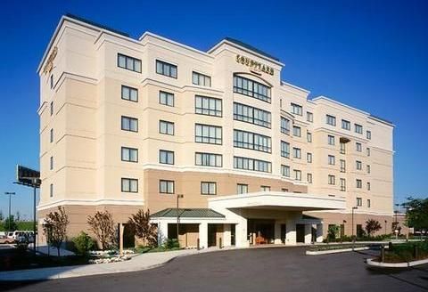 Courtyard by Marriott Newark Elizabeth