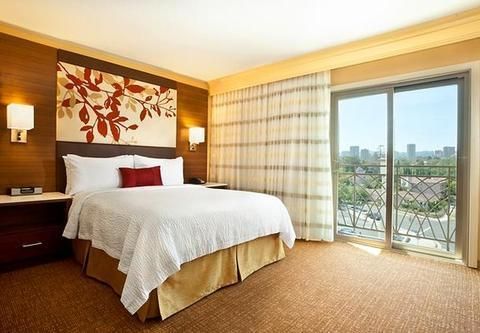 Courtyard Los Angeles Century City/Beverly Hills