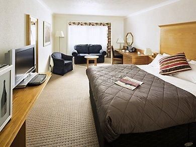 Mercure Bristol North The Grange Hotel