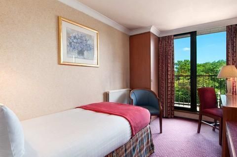 Hilton Birmingham Metropole Hotel