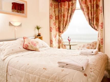 Leonardo's Guest House