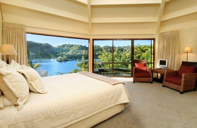 Solitaire Lodge
