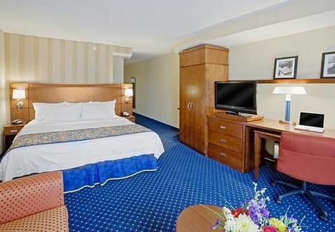Courtyard Des Moines Ankeny