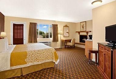 Days Inn by Wyndham San Simeon