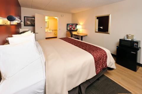 Red Roof Inn Johnson City