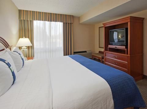 Wyndham Visalia