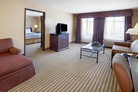 Holiday Inn Express Hotel & Suites Marina, an IHG Hotel