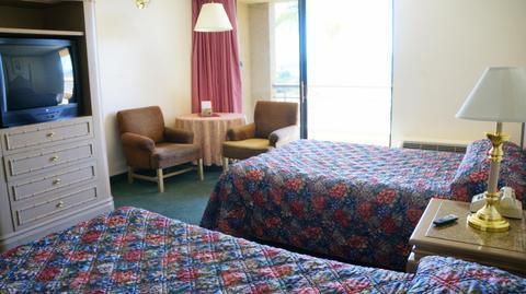 Island Inn Hotel