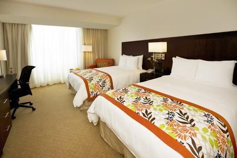 Courtyard by Marriott Panama Metromall