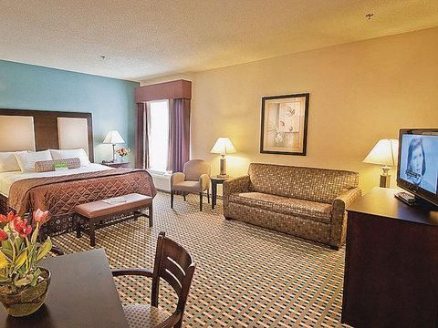 La Quinta by Wyndham Stonington-Mystic Area
