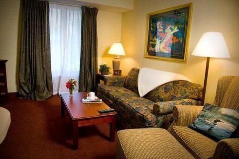 Homewood Suites Nashville Airport