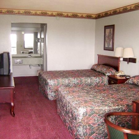 Garden Inn & Suites