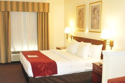 Comfort Suites Newark - Harrison