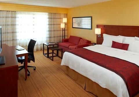 Courtyard by Marriott Buffalo Amherst/University