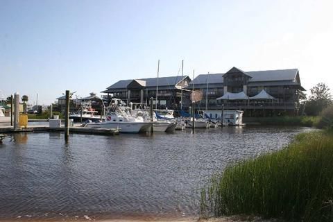 Hampton Inn & Suites Pensacola I-10 N at University Town Plaza