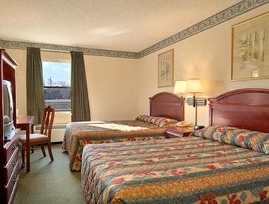 Super 8 by Wyndham Allentown