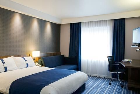 Holiday Inn Express Windsor, an IHG Hotel