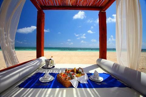 Outdoor Pictures 24