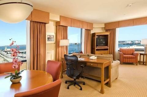 Hilton Garden Inn Portland Downtown Waterfront