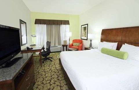 Hilton Garden Inn Calabasas