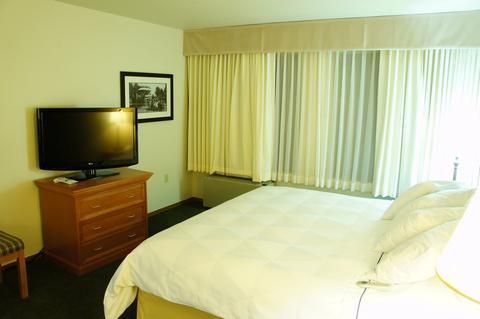 Best Western Plus Plaza Hotel
