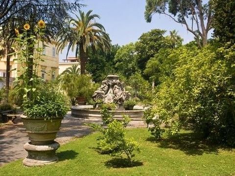 Outdoor Pictures 18