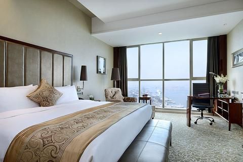 Crowne Plaza Zhenjiang, an IHG Hotel