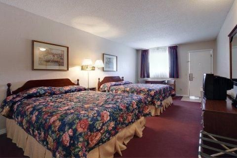 Executive Plus Inn and Suites