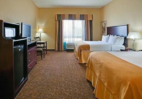Holiday Inn Express Selma