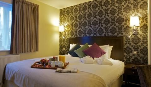 The Bridge Hotel