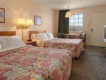 Days Inn by Wyndham Joelton/Nashville