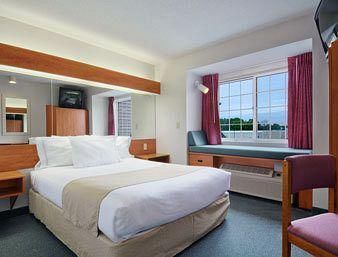 Microtel Inn & Suites by Wyndham New Ulm