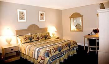 Indian Harbour Beachside Hotel