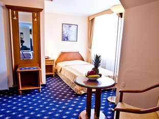 Hotel Image 2