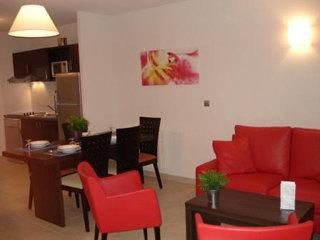 MY SUITE VILLAGE MONTEVRAIN