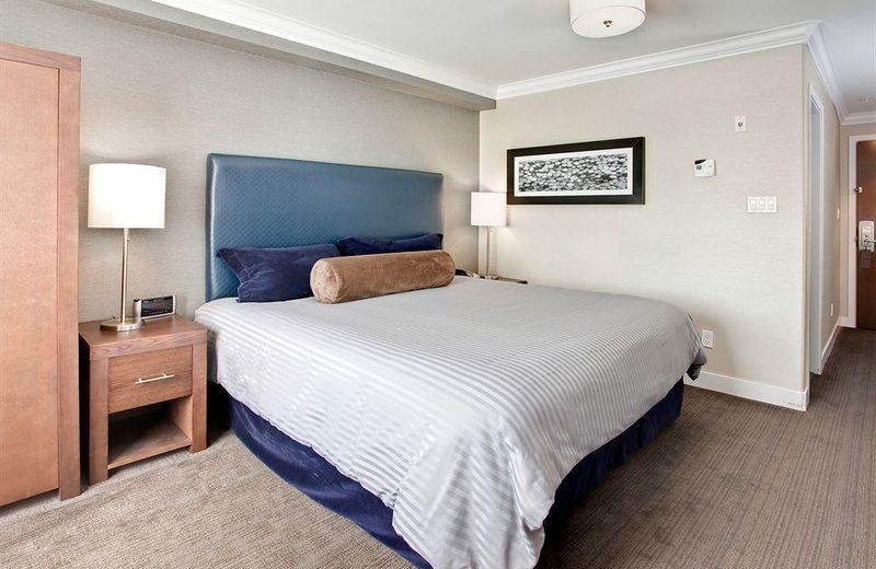 Sandman Signature Prince George Hotel