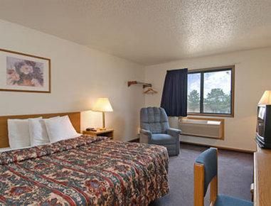 Super 8 By Wyndham Omaha West L St Ne