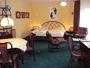 City Hotel
