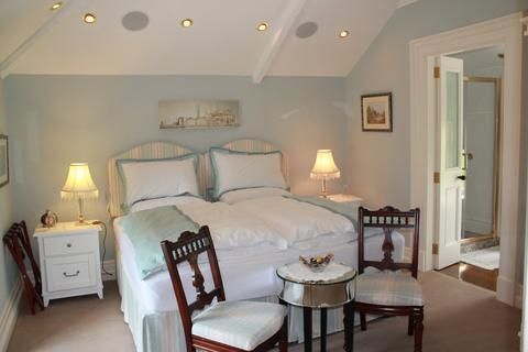 Skahard Country Villa (Vacation Rental)