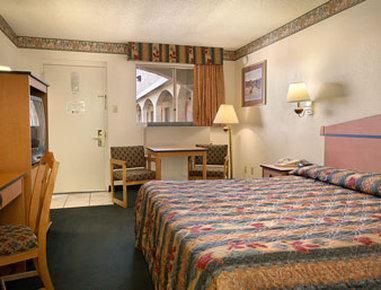 Night Inn