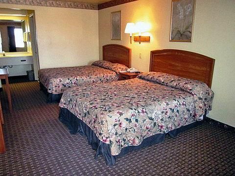 Motel 6 Seguin, TX